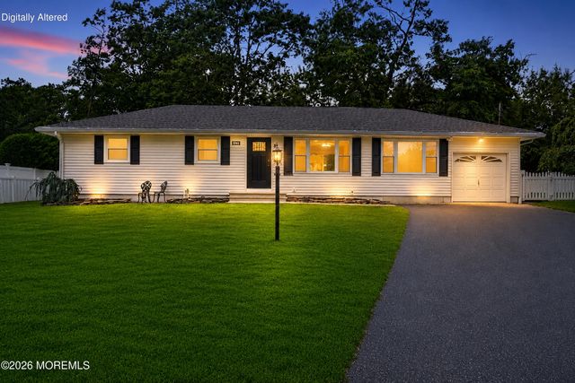 104 Mount Lane, Toms River, NJ 08753