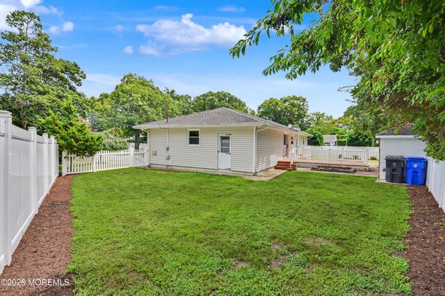 104 Mount Lane, Toms River, NJ 08753