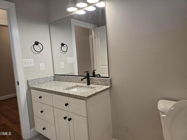 933 Arrowhead Court, Mebane, NC 27302