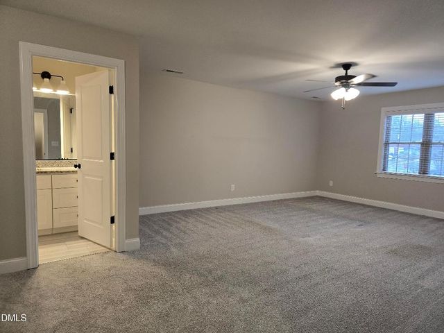 933 Arrowhead Court, Mebane, NC 27302