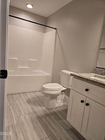 933 Arrowhead Court, Mebane, NC 27302