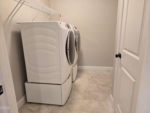 933 Arrowhead Court, Mebane, NC 27302