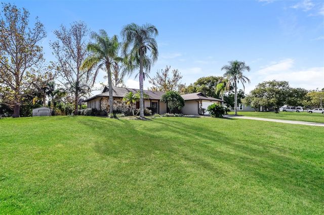 35148 DOLPHIN LAKE DRIVE, Zephyrhills, FL 33541