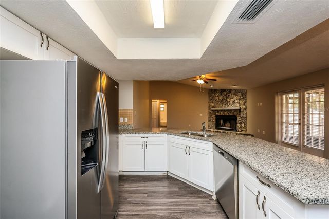 35148 DOLPHIN LAKE DRIVE, Zephyrhills, FL 33541