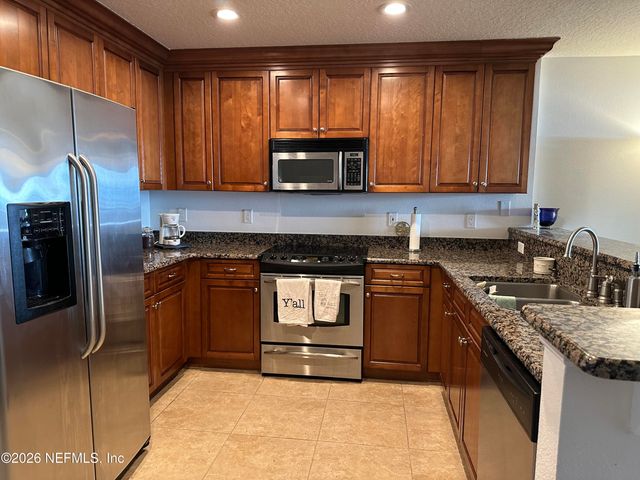 1478 RIVERPLACE Boulevard 1801, Jacksonville, FL 32207