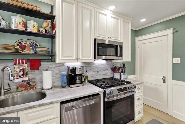 835 OCEAN AVE, Lancaster, PA 17603
