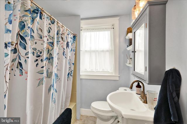 835 OCEAN AVE, Lancaster, PA 17603