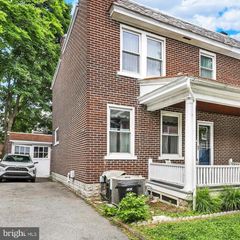 835 OCEAN AVE, Lancaster, PA 17603