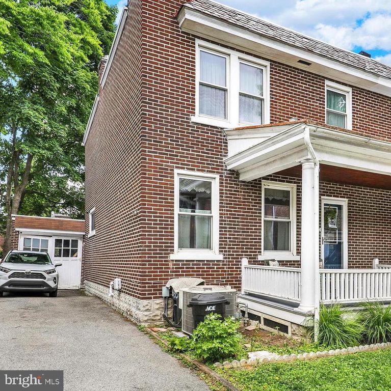 835 OCEAN AVE, Lancaster, PA 17603