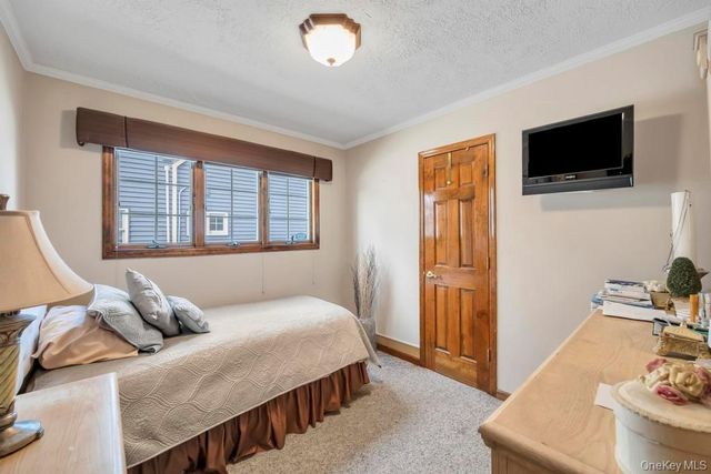 60 Essex Road, Bethpage, NY 11714