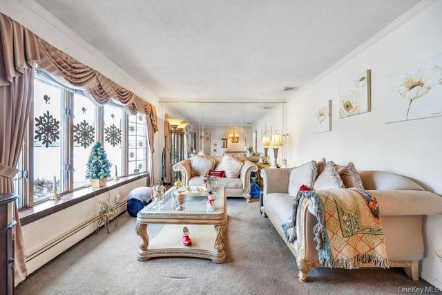 60 Essex Road, Bethpage, NY 11714