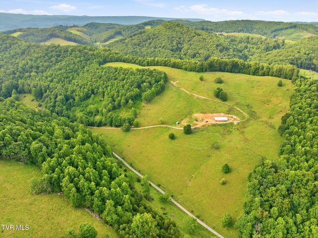 431 Strong Hollow Lane, Fort Blackmore, VA 24250