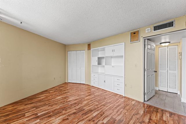1400 Saint Charles Place 616, Pembroke Pines, FL 33026