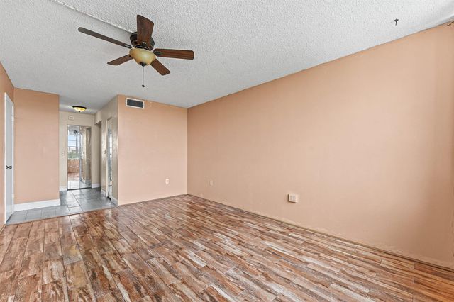 1400 Saint Charles Place 616, Pembroke Pines, FL 33026