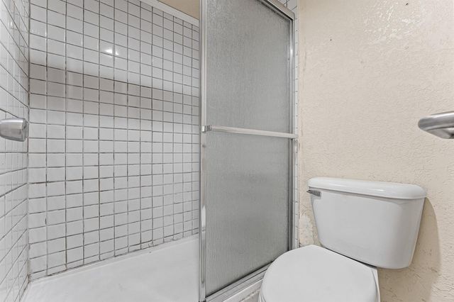 1400 Saint Charles Place 616, Pembroke Pines, FL 33026