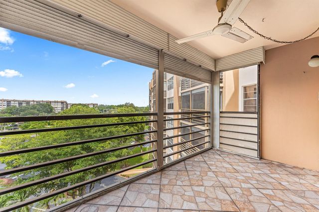 1400 Saint Charles Place 616, Pembroke Pines, FL 33026