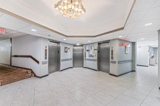 1400 Saint Charles Place 616, Pembroke Pines, FL 33026