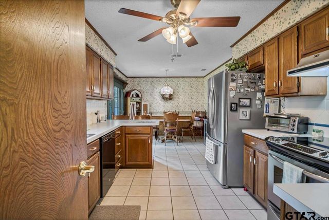 5626 Meadowdale Road, Flint, TX 75762