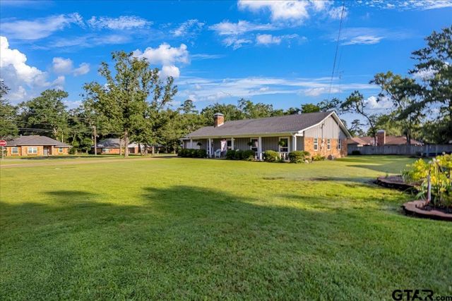 5626 Meadowdale Road, Flint, TX 75762