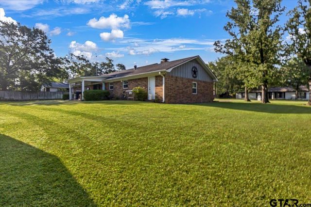 5626 Meadowdale Road, Flint, TX 75762