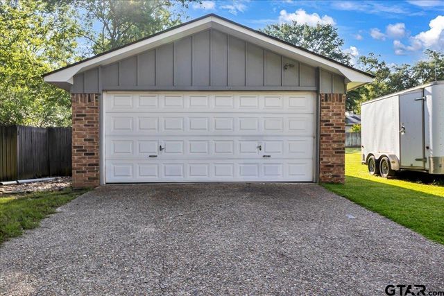 5626 Meadowdale Road, Flint, TX 75762