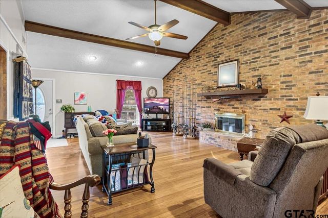 5626 Meadowdale Road, Flint, TX 75762