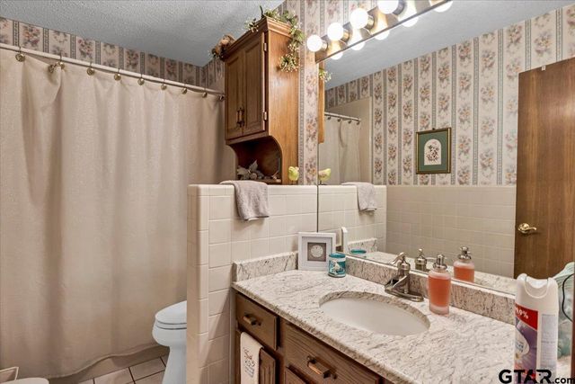 5626 Meadowdale Road, Flint, TX 75762