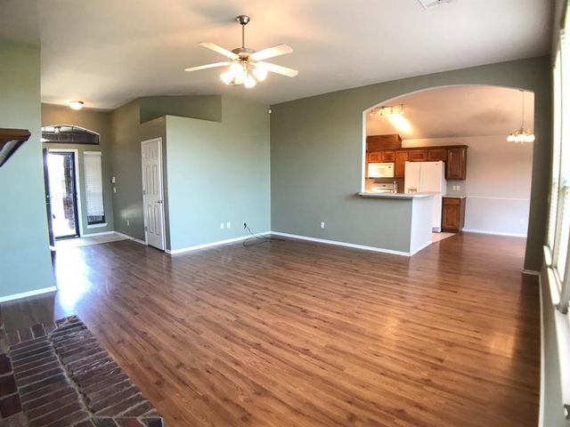 16224 Panther Way, Edmond, OK 73013