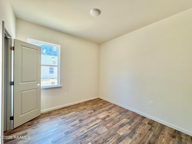 7019 Chandler Bluff Rd, Denham Springs, LA 70706