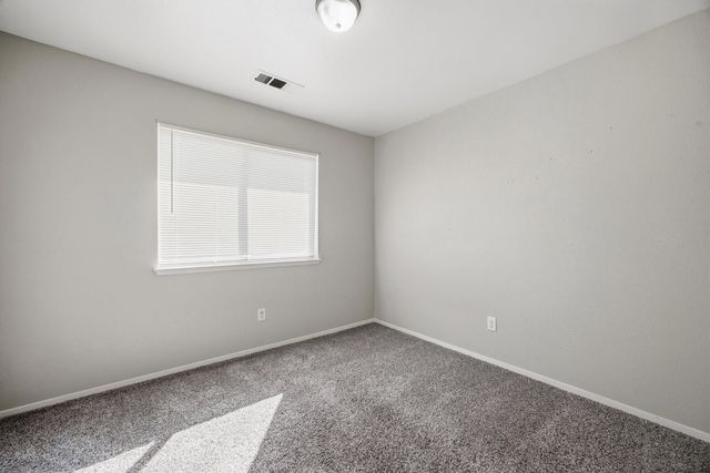 1949 N Court Street, Visalia, CA 93291