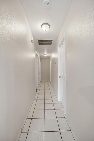 1949 N Court Street, Visalia, CA 93291