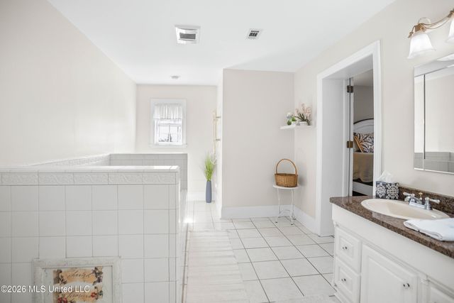 842 Ancient Oaks Circle, Biloxi, MS 39532