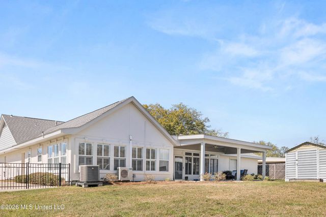 842 Ancient Oaks Circle, Biloxi, MS 39532