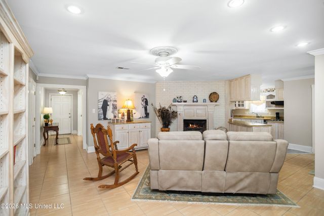 842 Ancient Oaks Circle, Biloxi, MS 39532