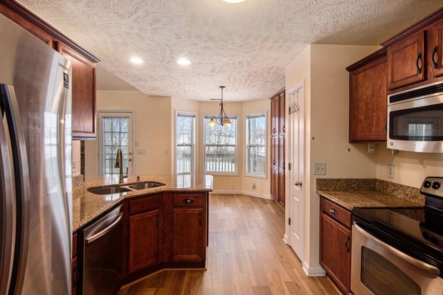 3136 Hawthorn Drive, Clarksville, TN 37043