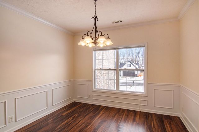 3136 Hawthorn Drive, Clarksville, TN 37043