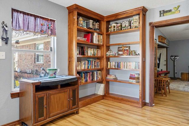 7304 NE Cache Rd, Lawton, OK 73507