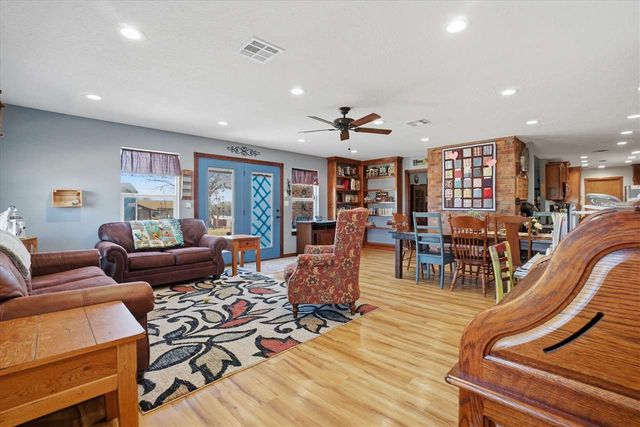 7304 NE Cache Rd, Lawton, OK 73507