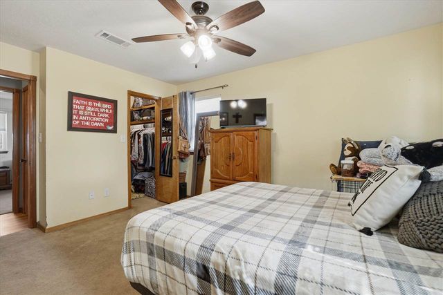 7304 NE Cache Rd, Lawton, OK 73507