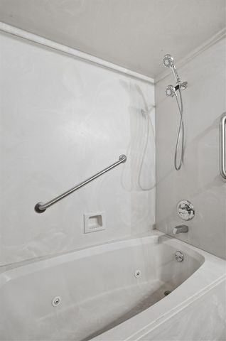 7304 NE Cache Rd, Lawton, OK 73507