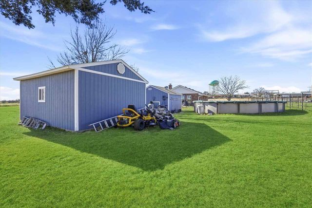 7304 NE Cache Rd, Lawton, OK 73507