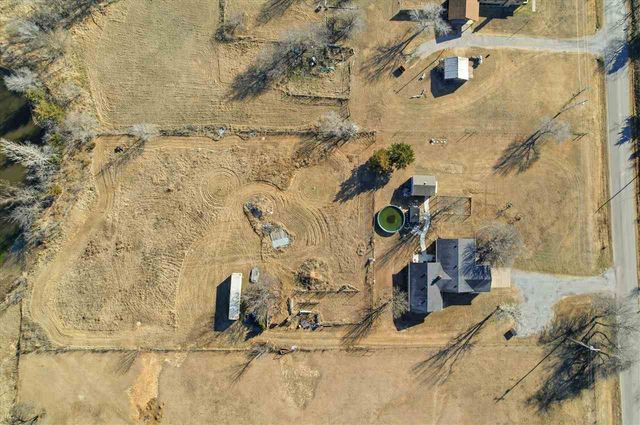 7304 NE Cache Rd, Lawton, OK 73507