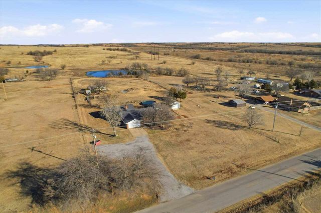 7304 NE Cache Rd, Lawton, OK 73507