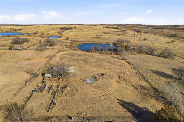 7304 NE Cache Rd, Lawton, OK 73507