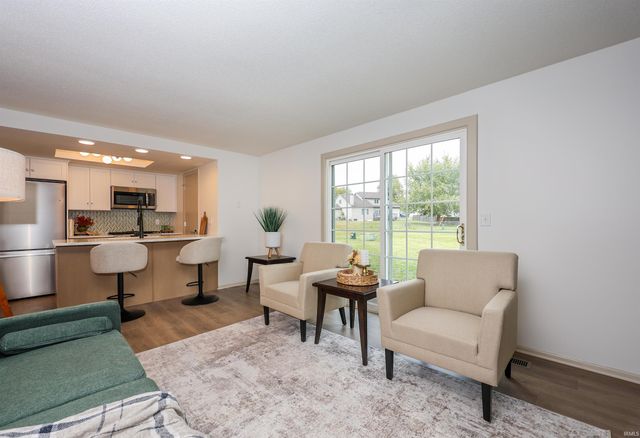 7327 Kern Valley Drive, Fort Wayne, IN 46815