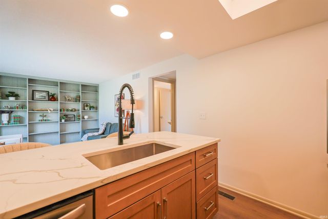 7327 Kern Valley Drive, Fort Wayne, IN 46815
