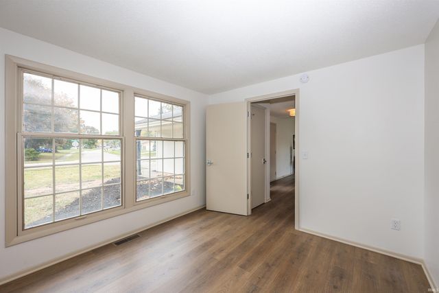 7327 Kern Valley Drive, Fort Wayne, IN 46815
