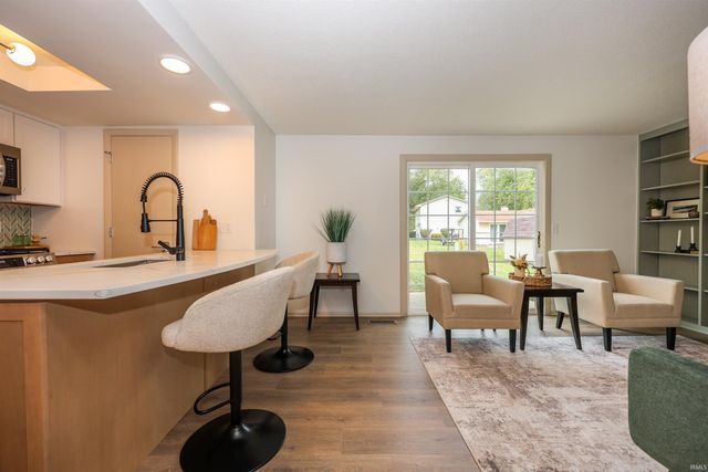 7327 Kern Valley Drive, Fort Wayne, IN 46815