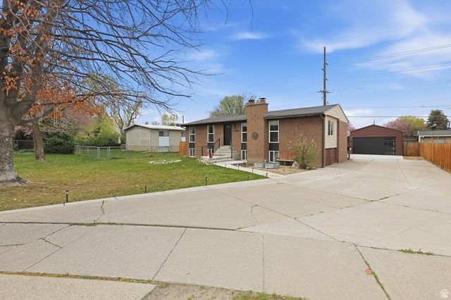 5844 S 920 E, Murray, UT 84121