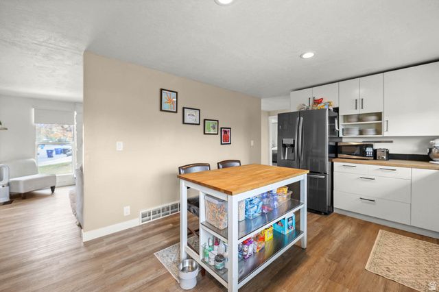 5844 S 920 E, Murray, UT 84121